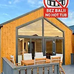 Feriehus Nadmorskie Chatki - Sauna - Opcja Z Prywatna Balia Kapielowa Lub Bez Gąski