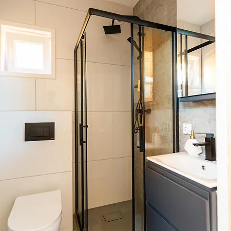 Nadmorskie Chatki - Sauna - Opcja Z Prywatna Balia Kapielowa Lub Bez * Gąski