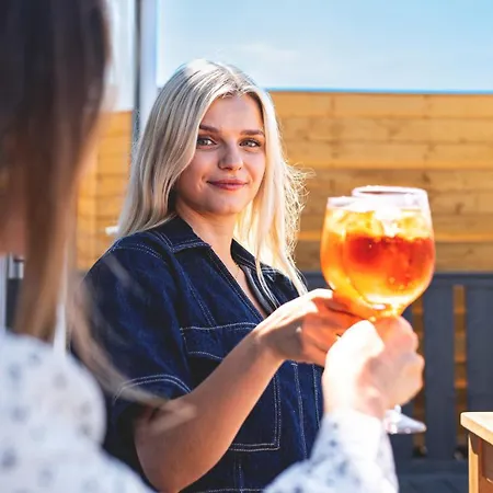 Nadmorskie Chatki - Sauna - Opcja Z Prywatna Balia Kapielowa Lub Bez Gąski